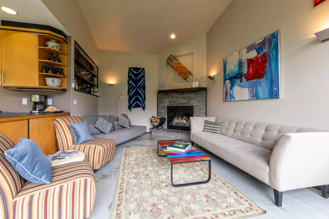 Moonraker Mountain Living Room