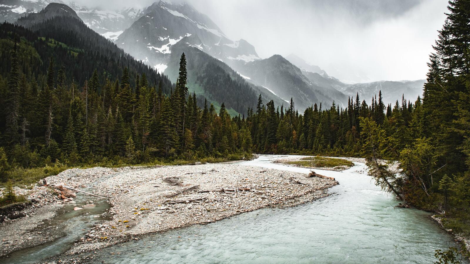 Golden-BC-Attractions-Blaeberry-Thompson Falls-credit Andrew Chad-22.jpg Scenic, Blaeberry River